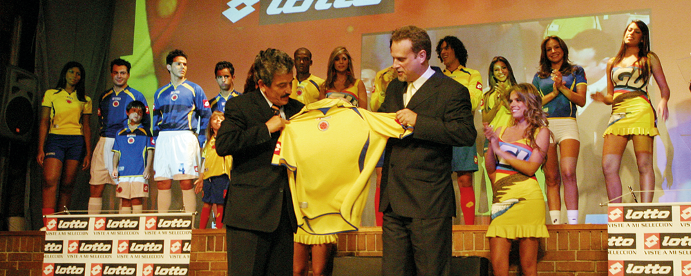 Lanzamiento camiseta selección Colombia